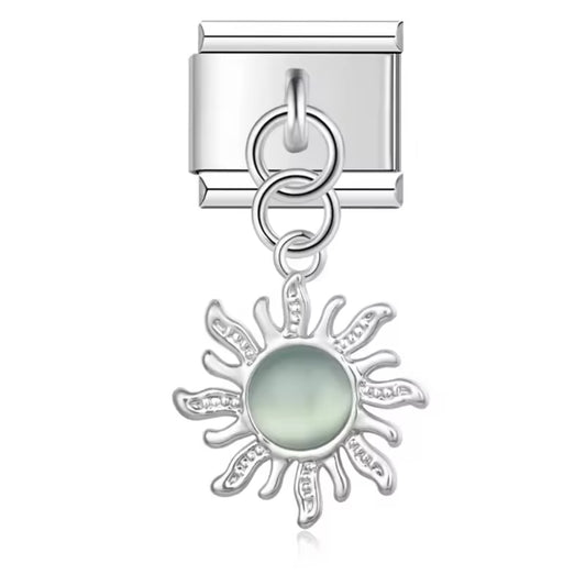 Colgante Sol con piedra de nácar - Charm Italiano